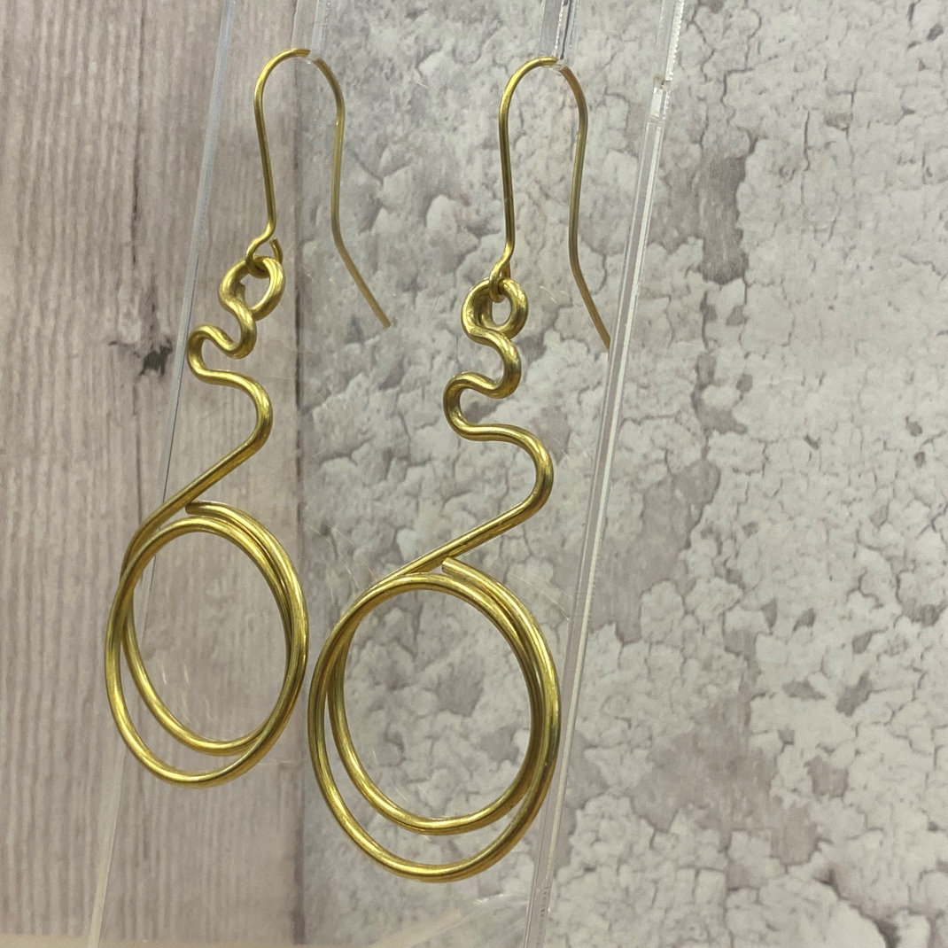 Wire earrings 11c
