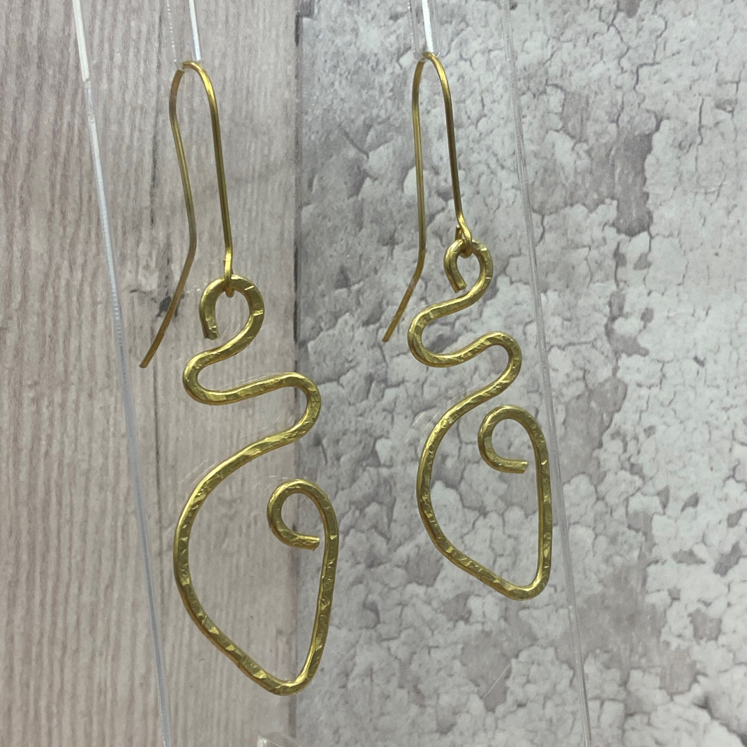 Wire earrings 13b