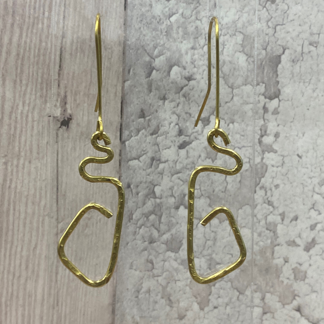 Wire earrings 14a