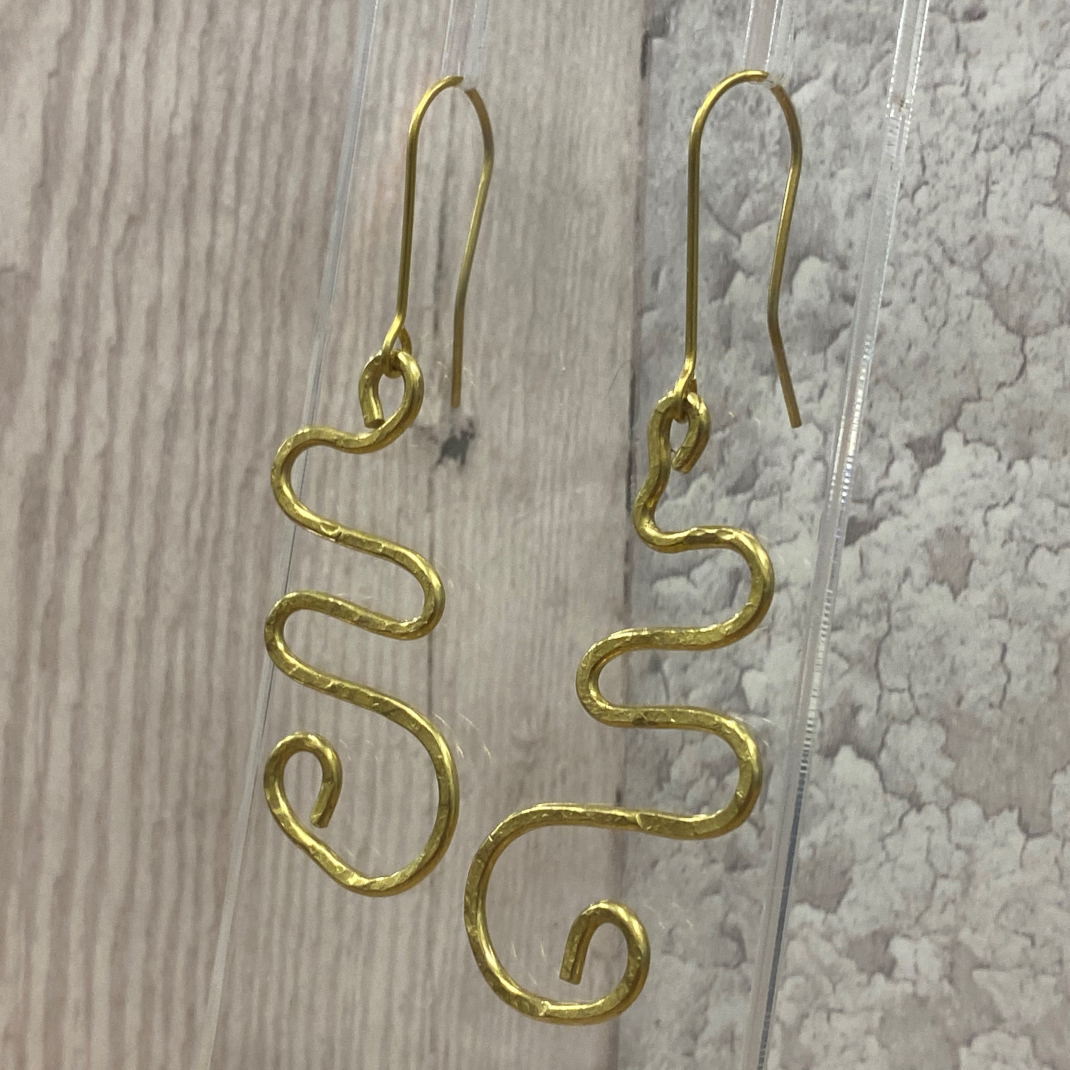 Wire earrings 15c