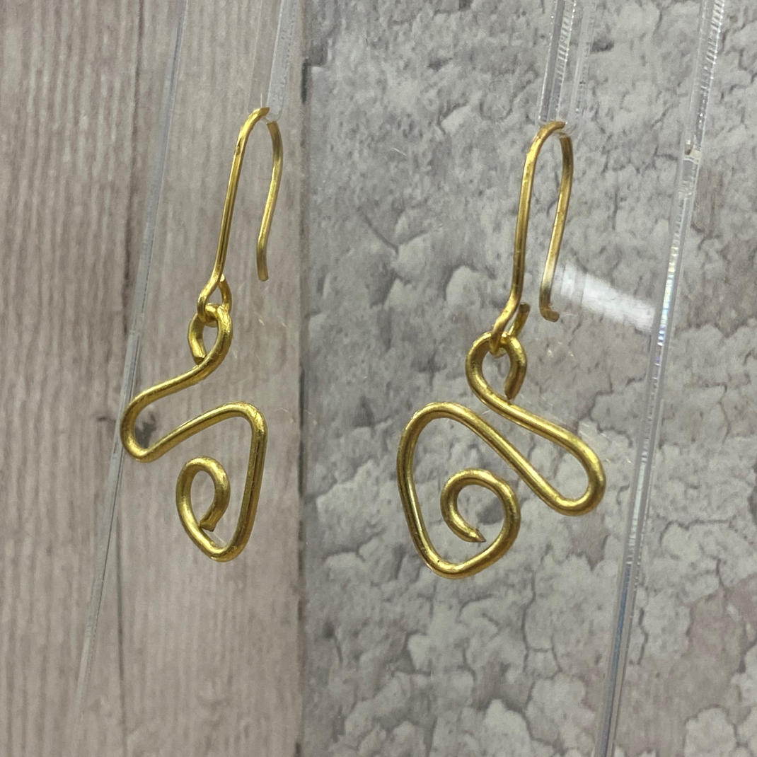Wire earrings 7c